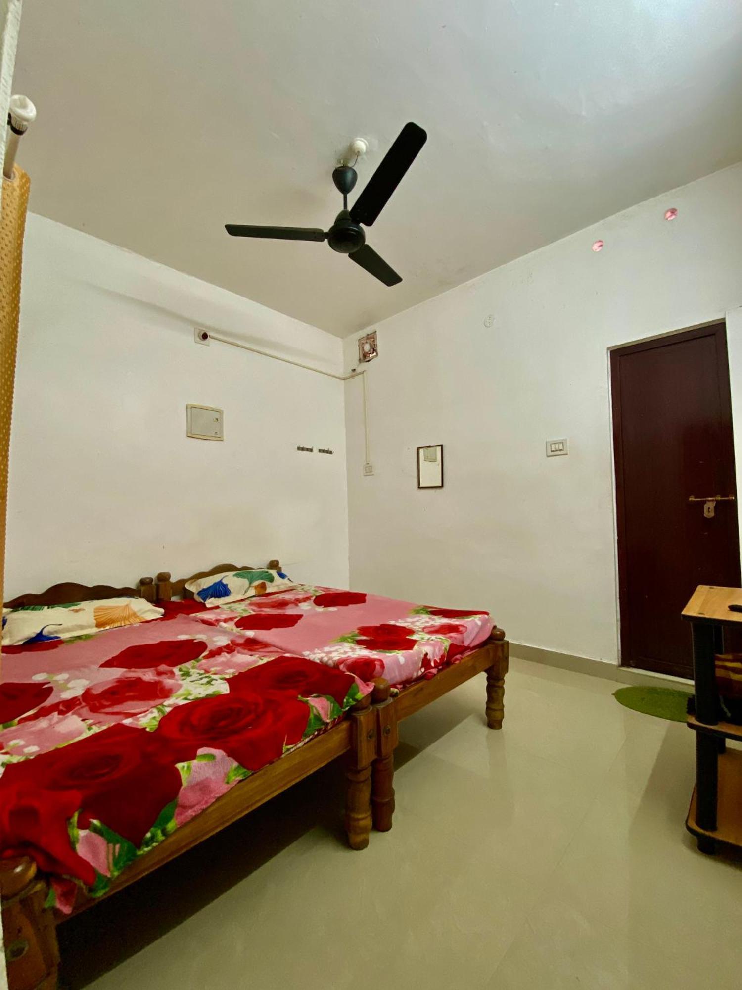 RAJATHEERAM BEACH HOMESTAY Alappuzha 外观 照片