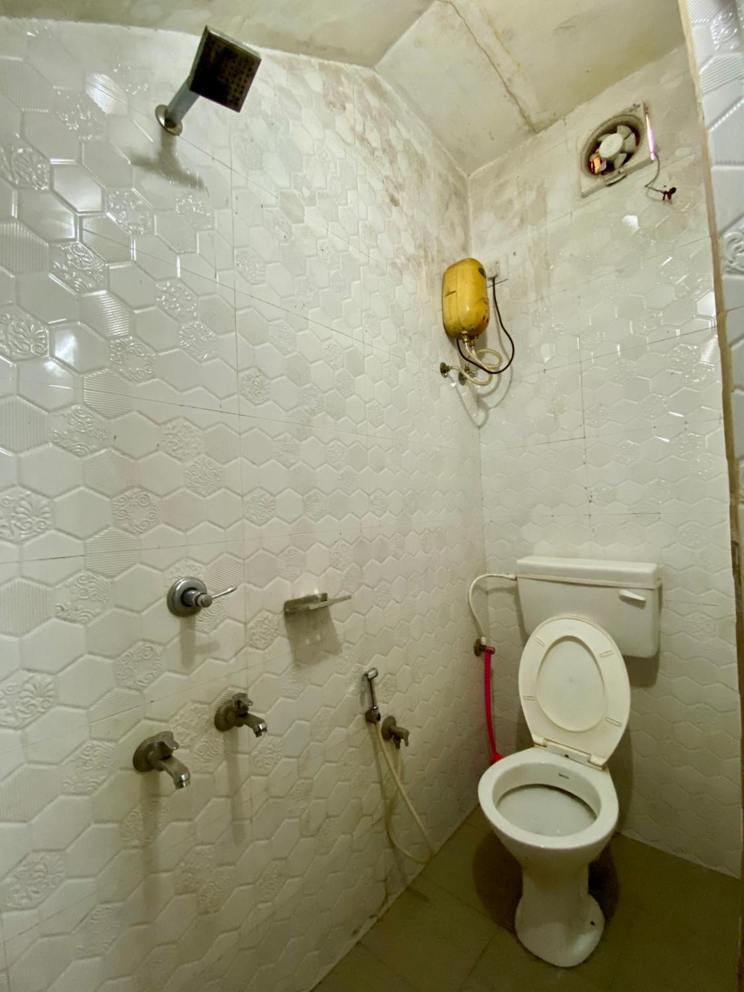 RAJATHEERAM BEACH HOMESTAY Alappuzha 外观 照片