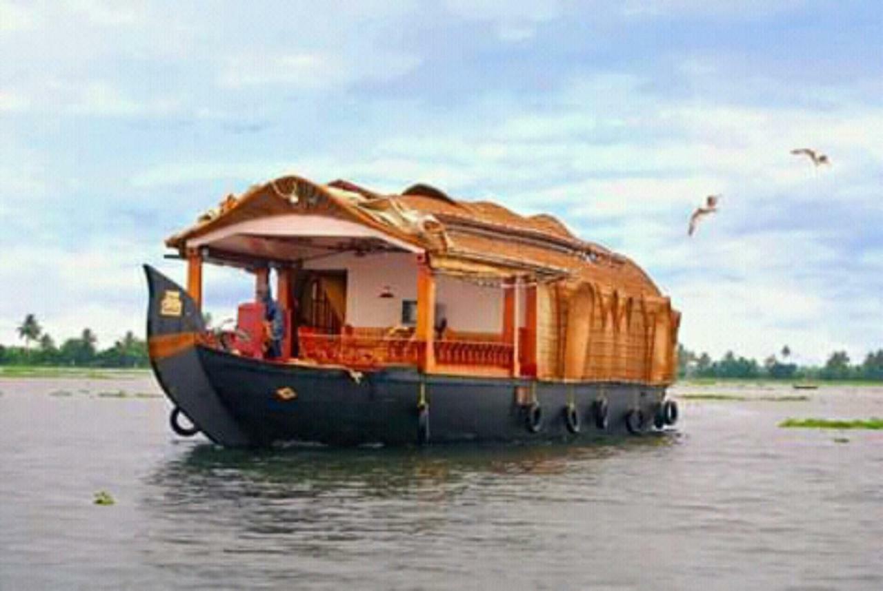 RAJATHEERAM BEACH HOMESTAY Alappuzha 外观 照片